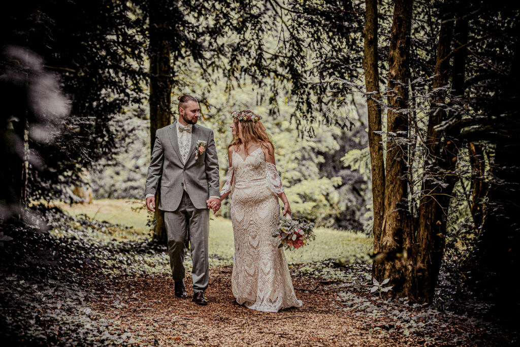 brautpaar bei hochzeit