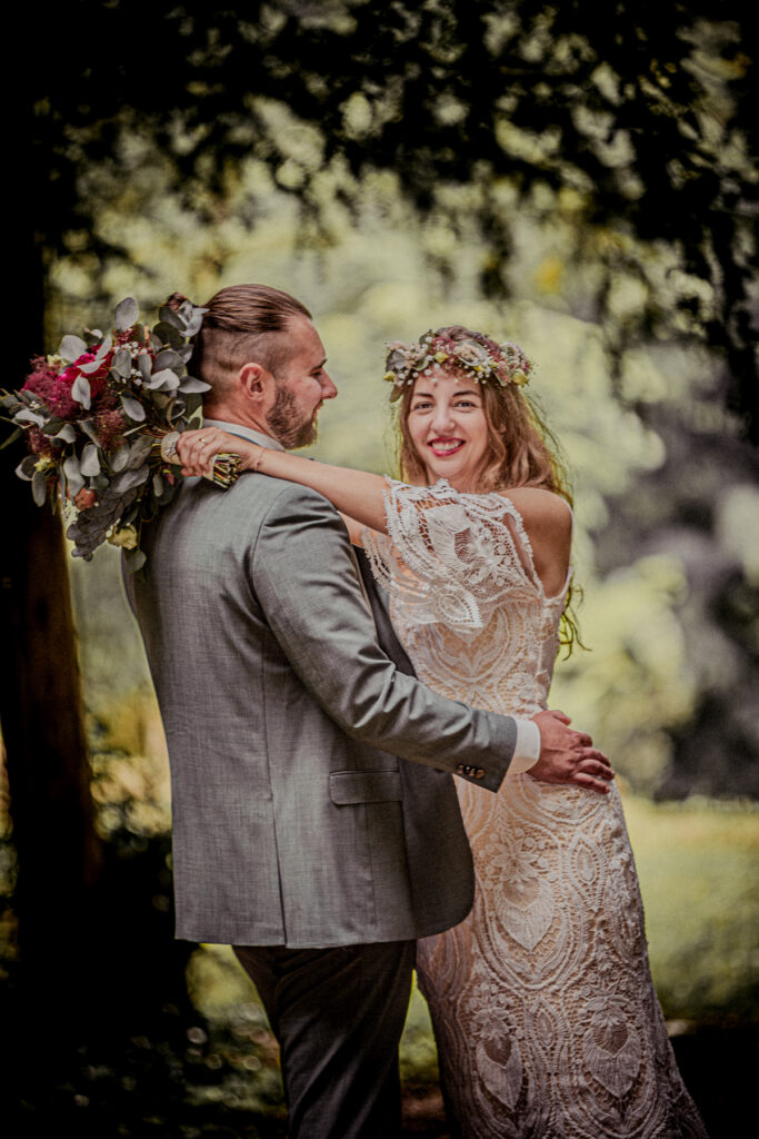 brautpaar bei hochzeit