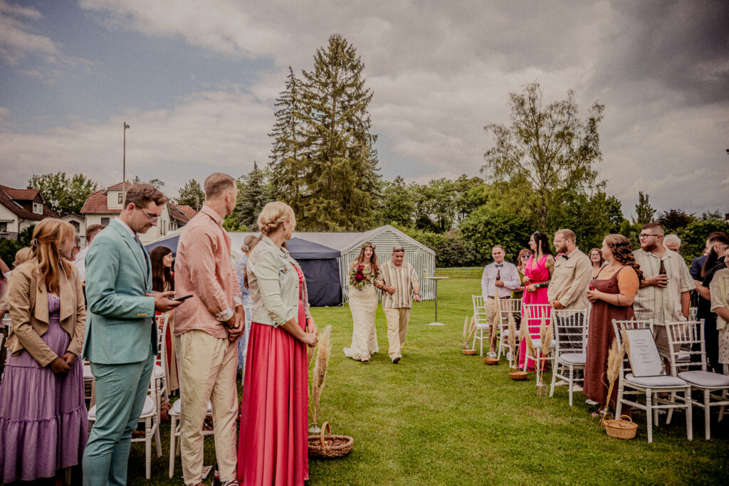 brautpaar bei hochzeit