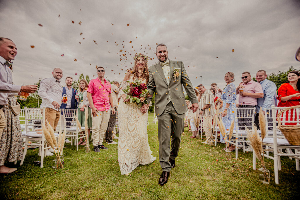 brautpaar bei hochzeit