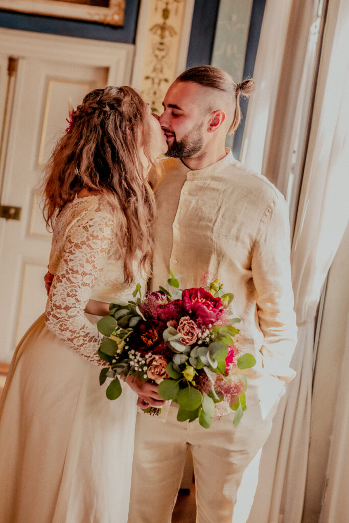 brautpaar bei hochzeit