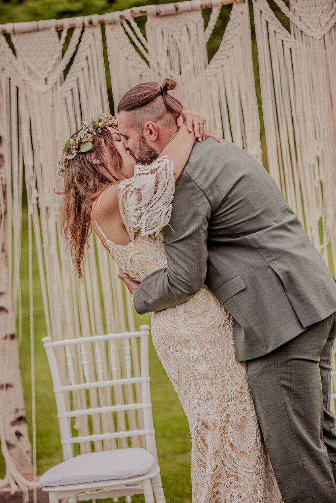 brautpaar bei hochzeit