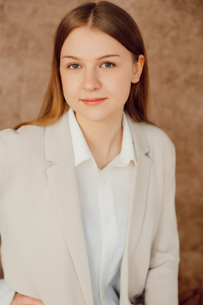 Professionelles Bewerbungsbild von Elise aus Oberfranken