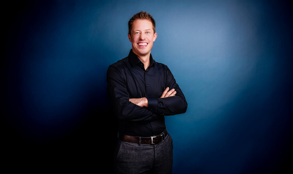 Professionelles und authentisches Businessfoto von Pascal Kellner – im.uliversum