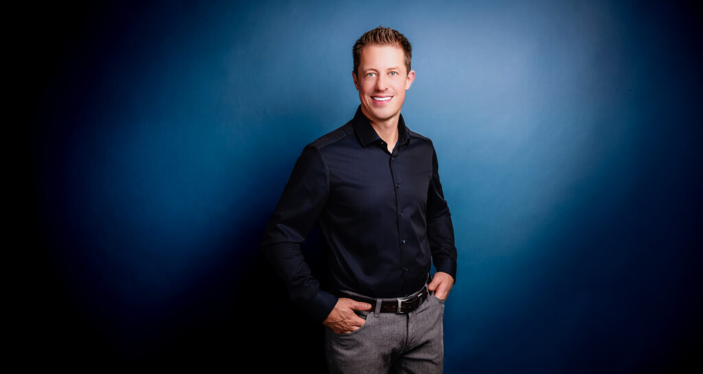 Authentisches Businessportrait von Pascal Kellner, aufgenommen von Uli Präcklein von im.uliversum