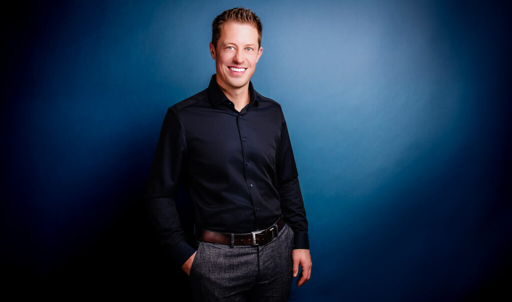 Professionelles Portrait von Pascal Kellner, Bürgermeisterkandidat in Seßlach