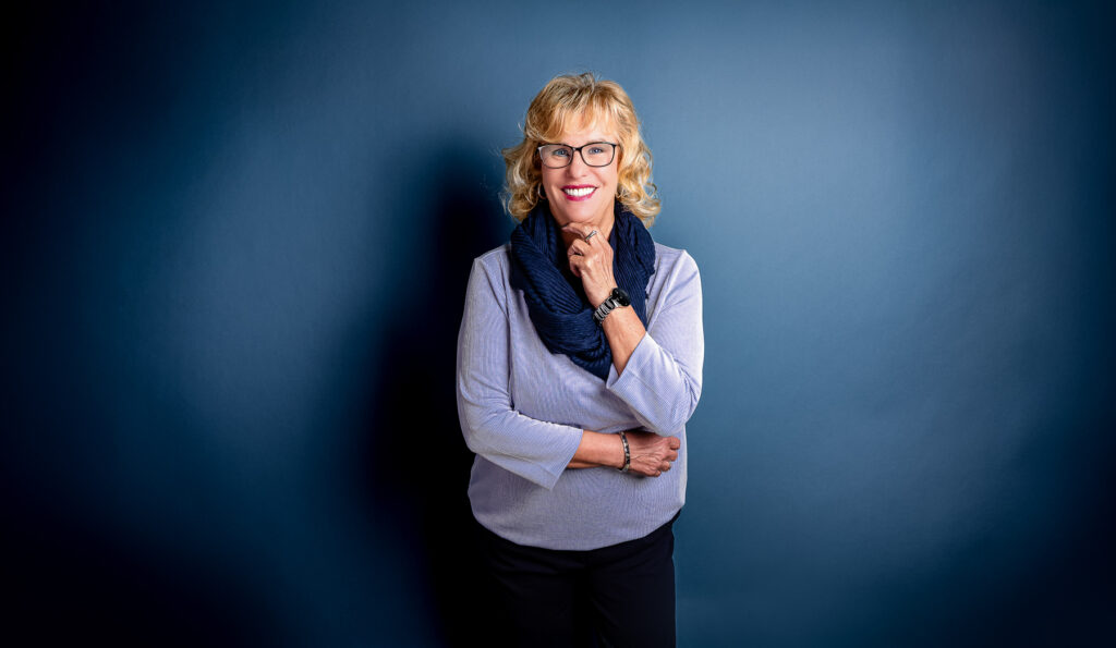 Professionelles Portrait einer Gemeinderatskandidatin in Seßlach, fotografiert von im.uliversum